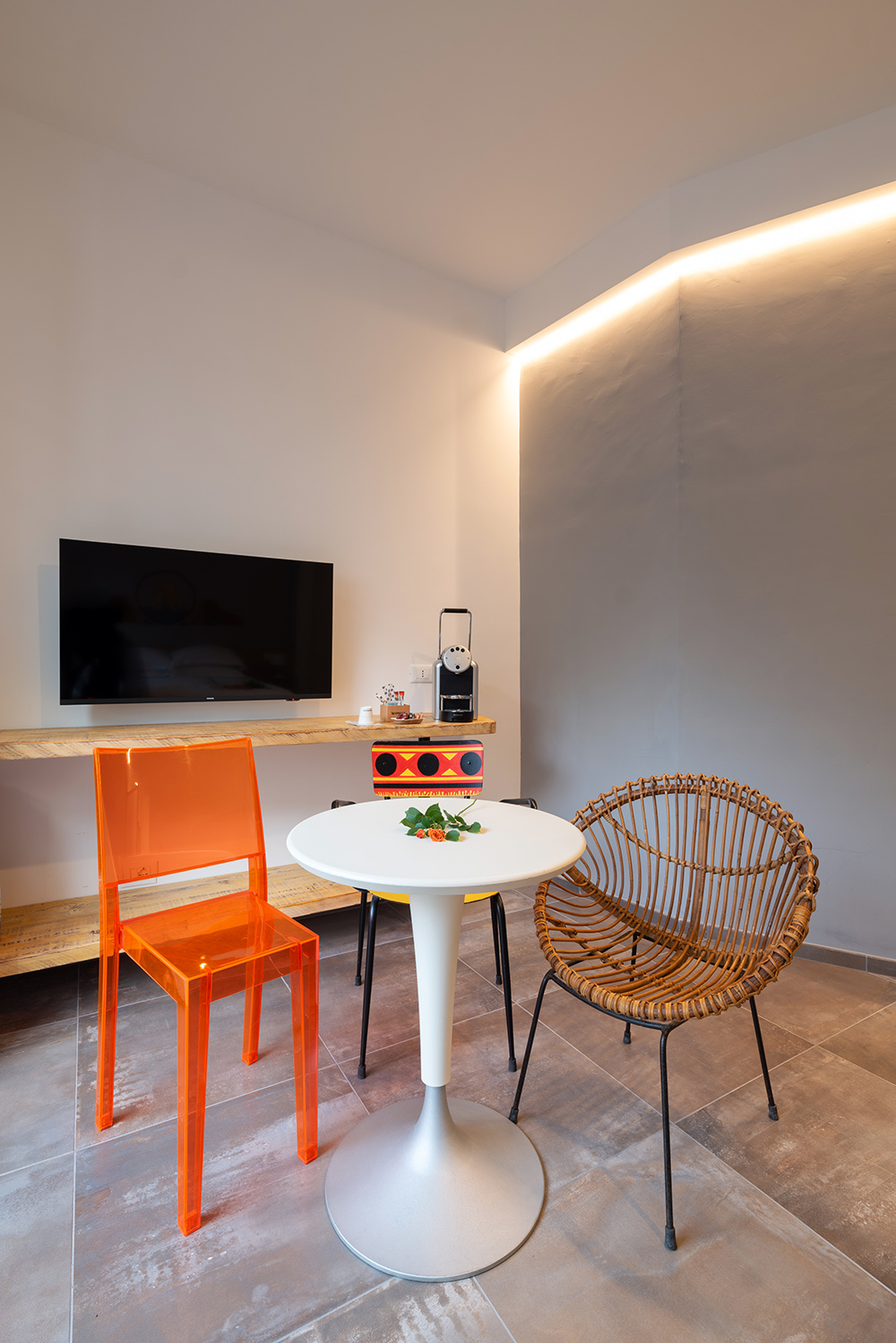 5.6 KING HOTEL MINERVA